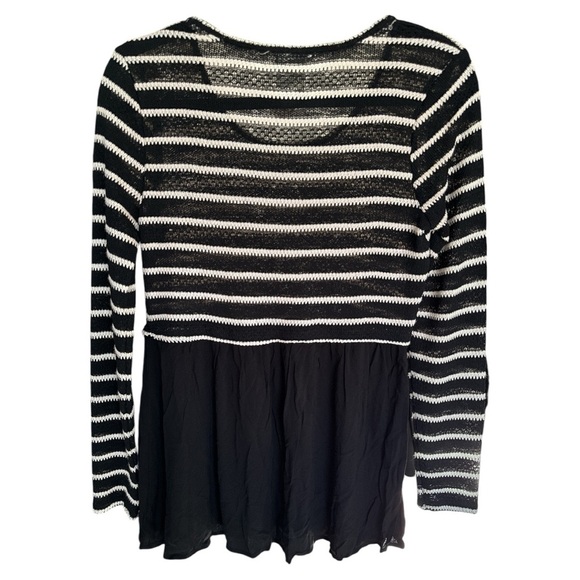 EUC Self Esteem knit striped black and white top Size Large - Picture 4 of 4